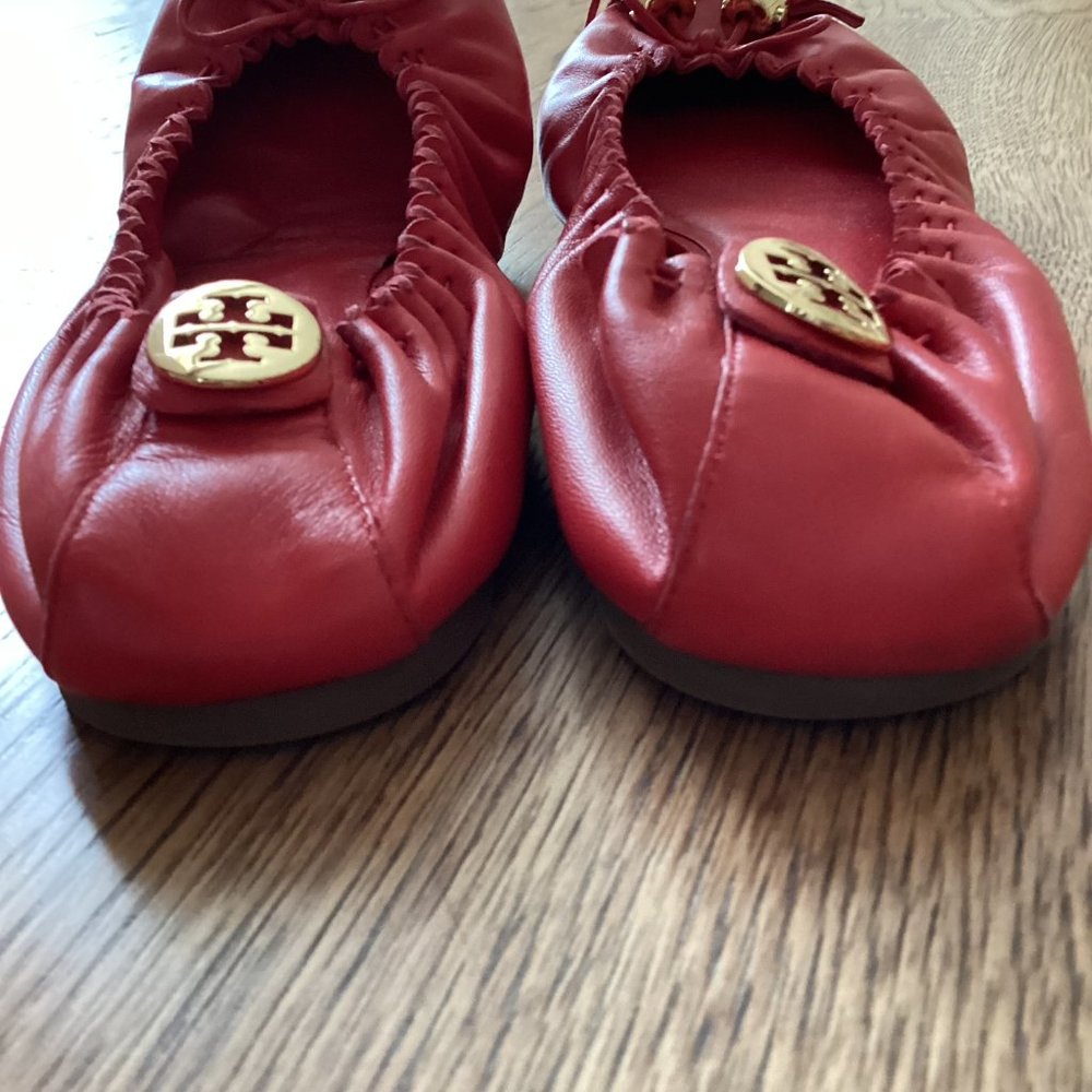Tory Burch Red Leather Tassel Ballet Flat - Picture 4 of 7